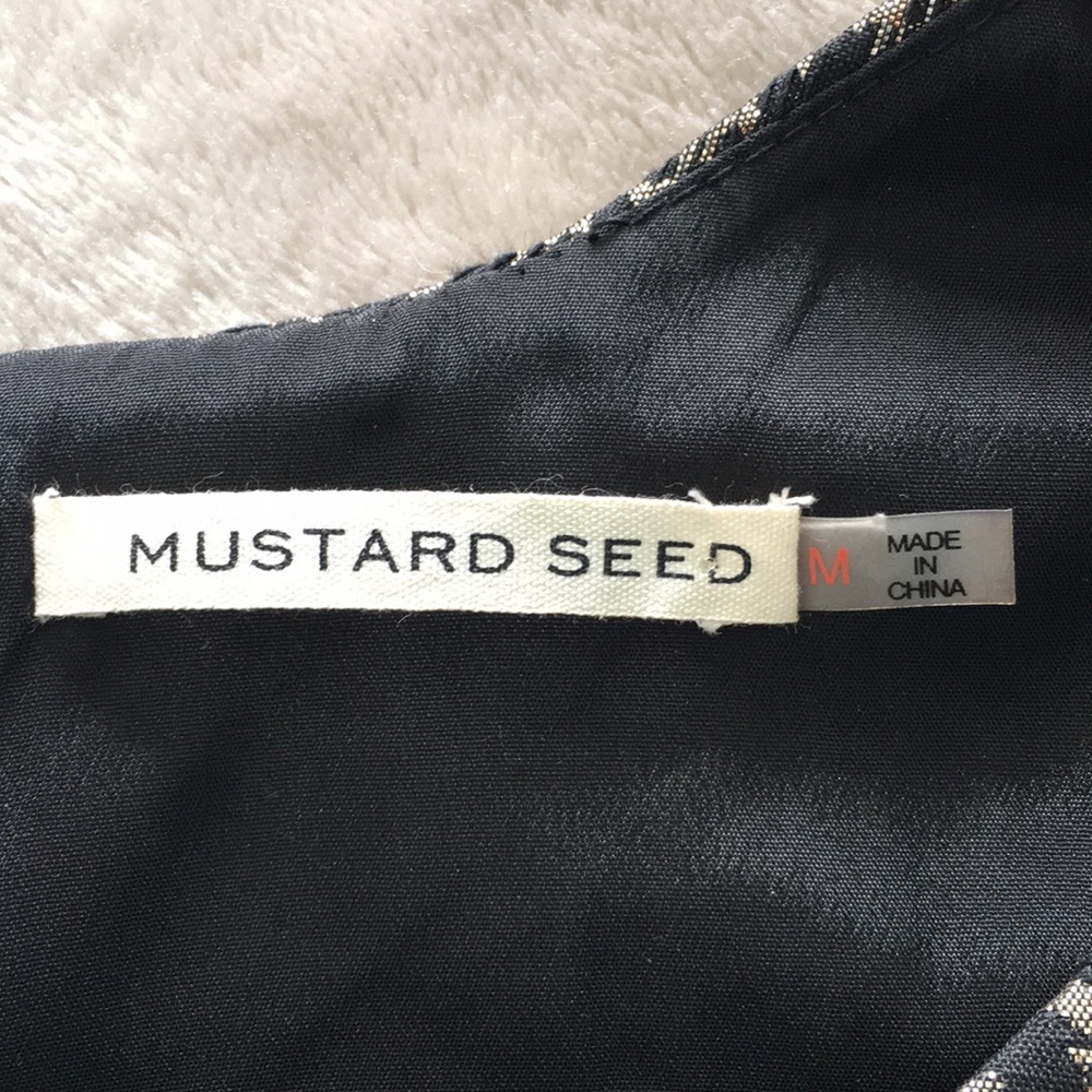 NWOT: Gold and black cut out dress - Picture 3 of 4